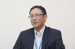 取締役 IT 本部長 新井 達也 様