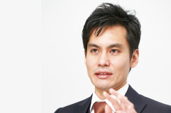 旭硝子株式会社 情報システムセンター グローバルIT企画グループ 浅沼 勉様